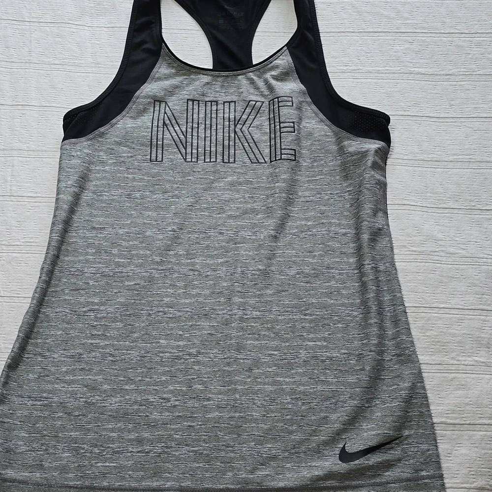 Nike Racerback Tank Women's XS